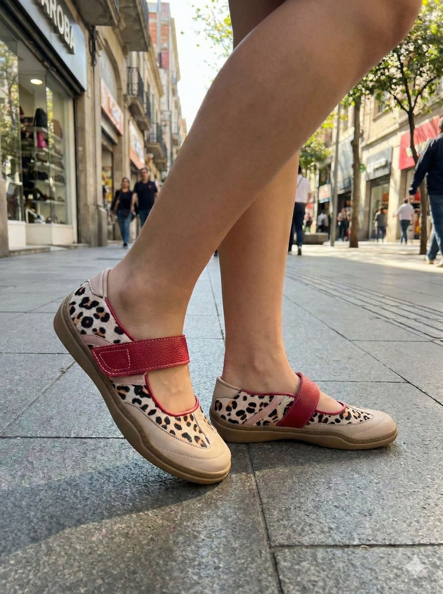 Baleta correa animal print correa roja