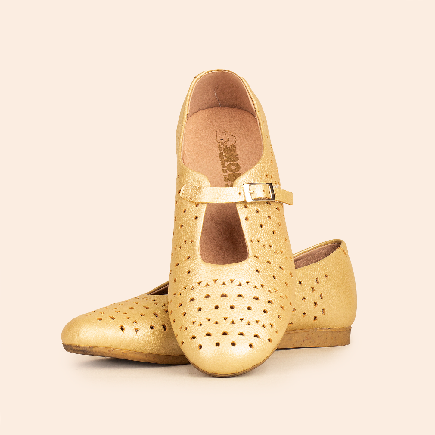 Baleta perforada gold